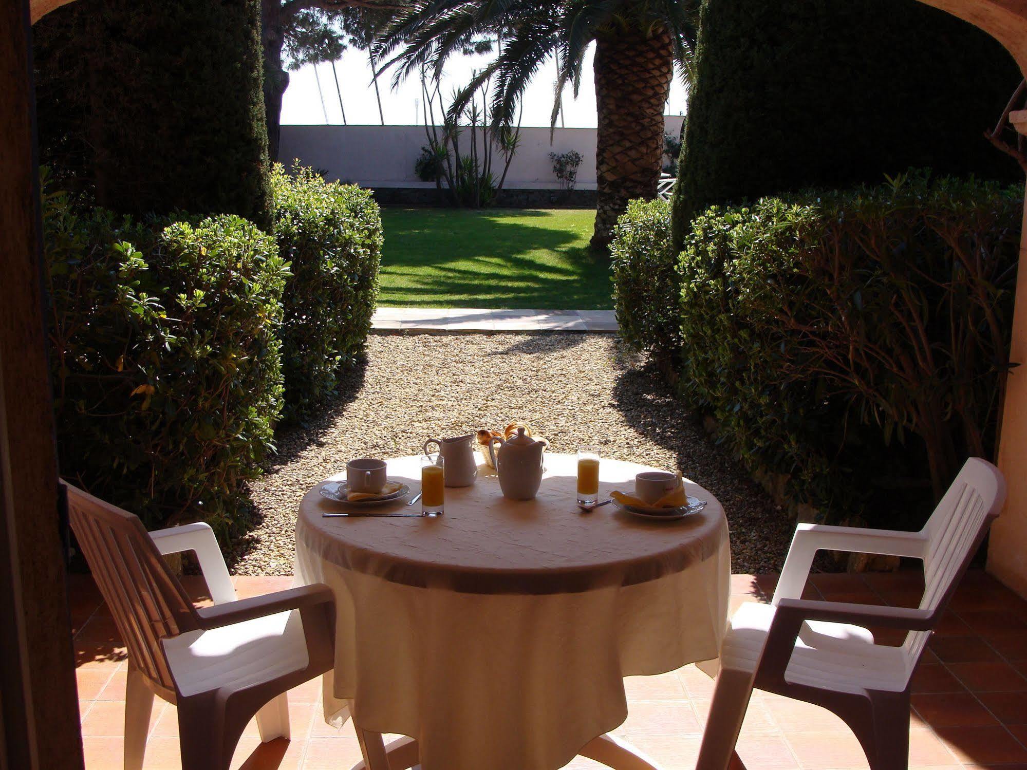 Hotel Les Santolines Sainte-Maxime Esterno foto